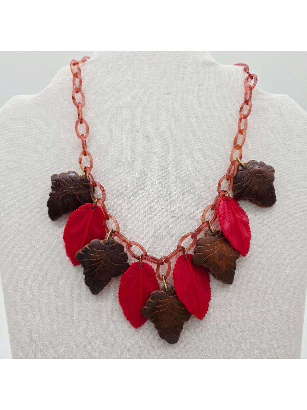 1940s Carved Wooden Leaf Necklace on Pink Celluloid Chain 14"